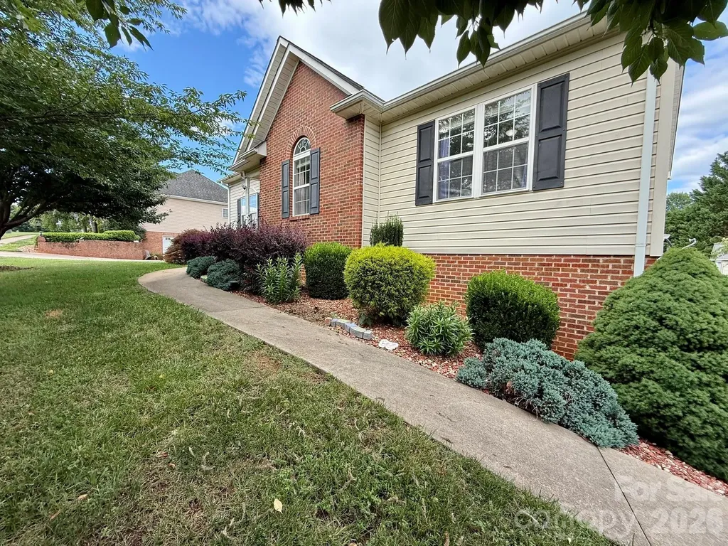 5360 Stonegate Farm Drive Granite Falls NC 28630