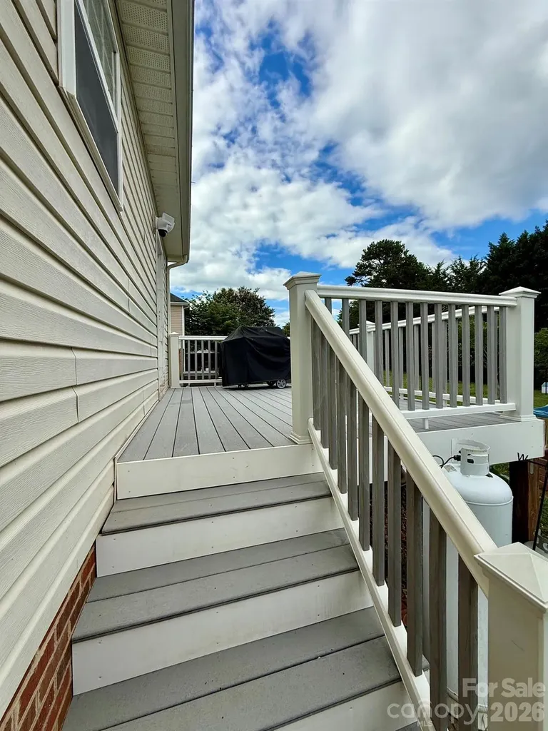 5360 Stonegate Farm Drive Granite Falls NC 28630