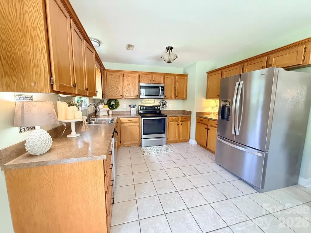 5360 Stonegate Farm Drive Granite Falls NC 28630