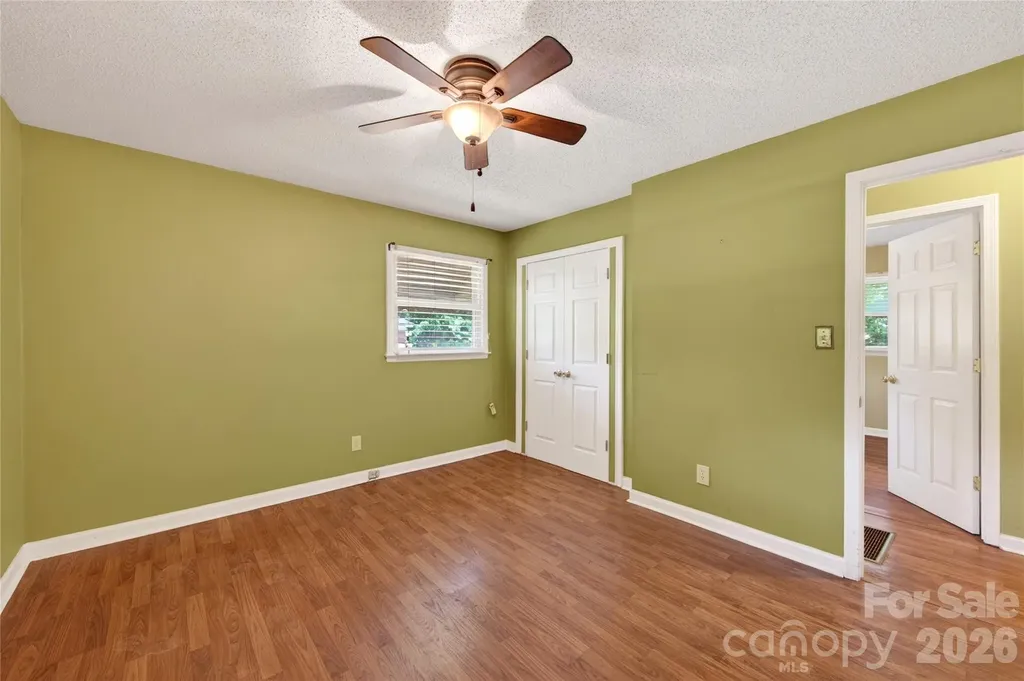 4400 Hamilton Circle Charlotte NC 28216