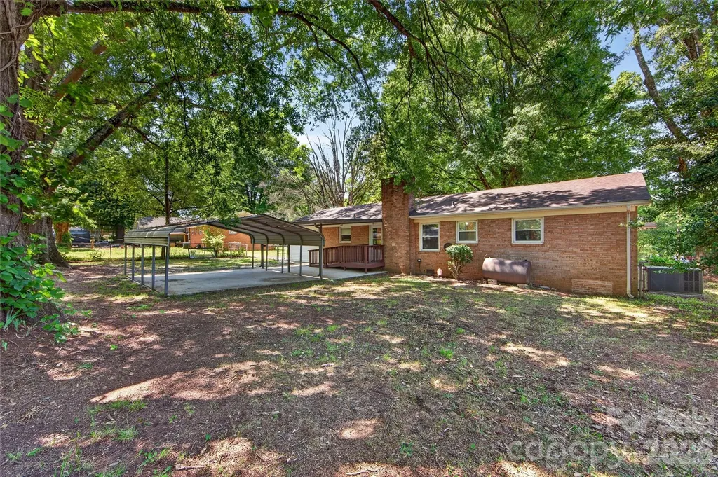 4400 Hamilton Circle Charlotte NC 28216