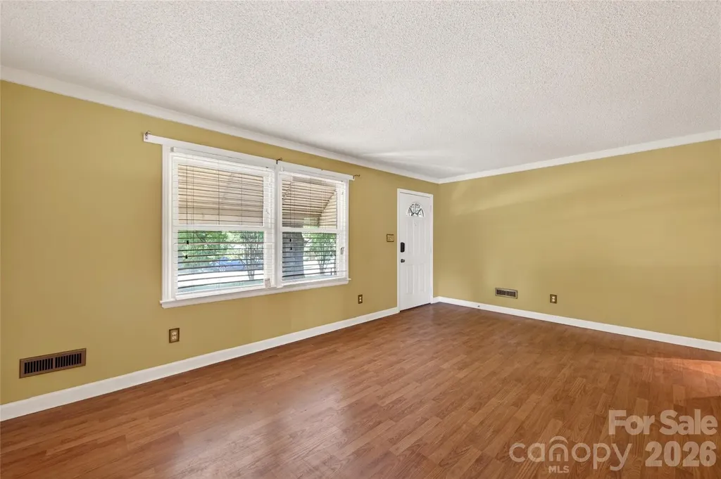 4400 Hamilton Circle Charlotte NC 28216