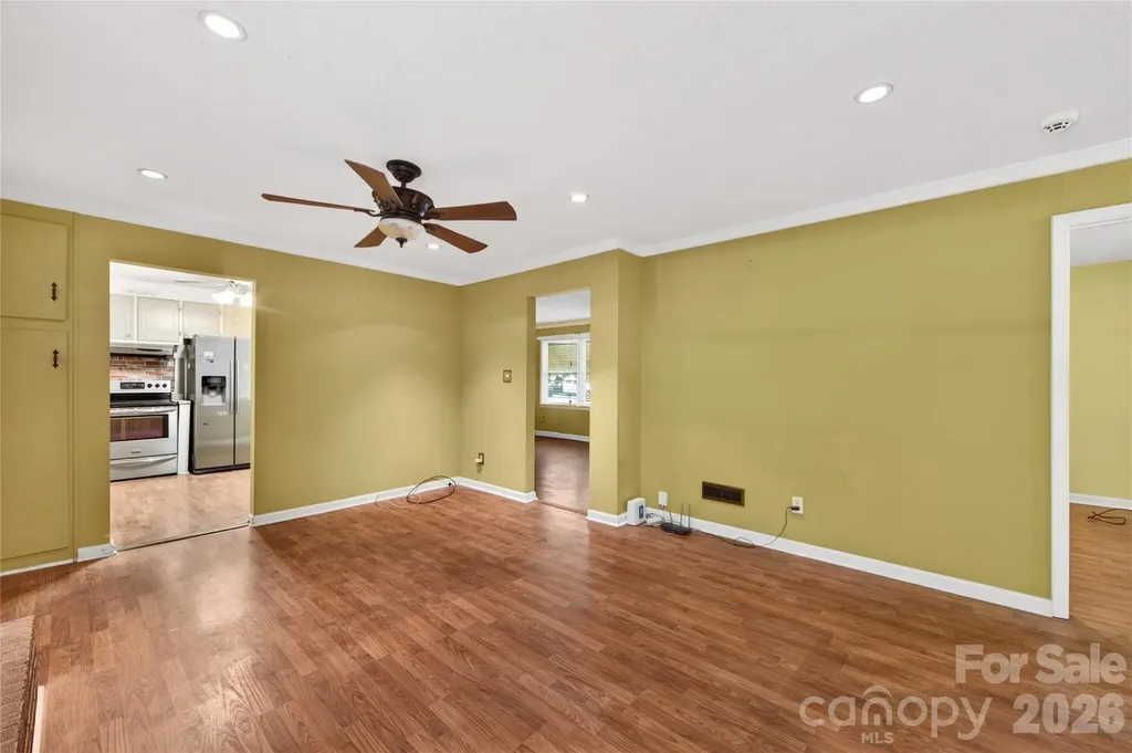 4400 Hamilton Circle Charlotte NC 28216