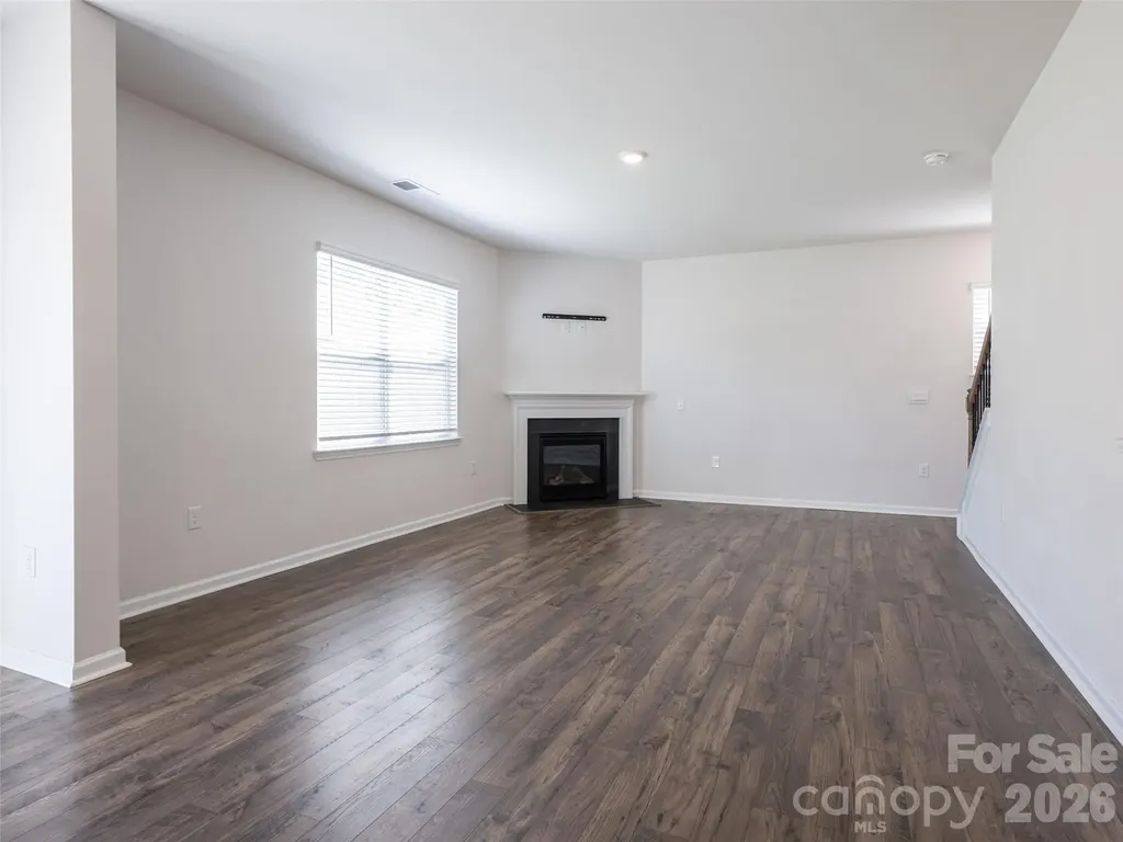 907 Newport Court Asheville NC 28806