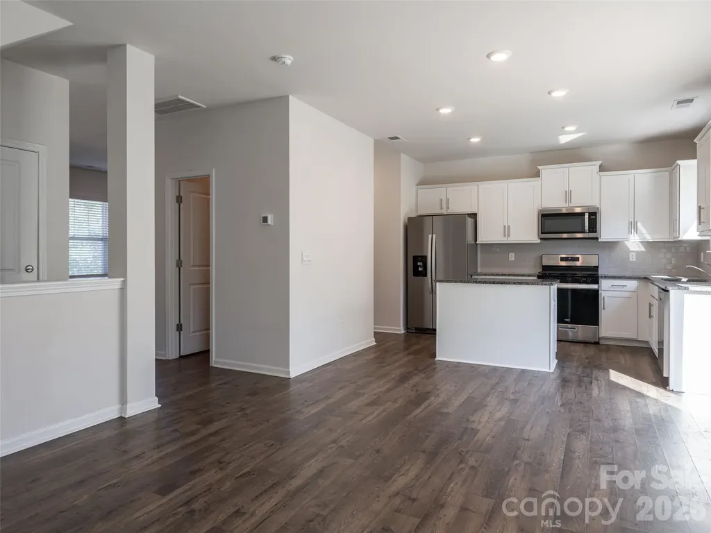 907 Newport Court Asheville NC 28806