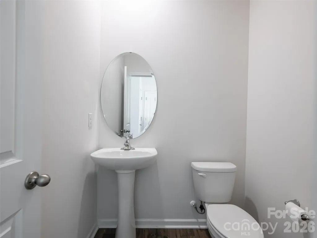 907 Newport Court Asheville NC 28806