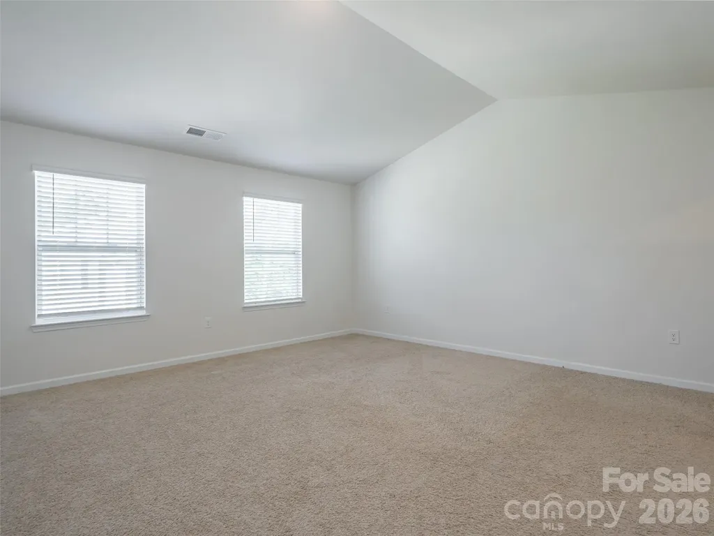907 Newport Court Asheville NC 28806
