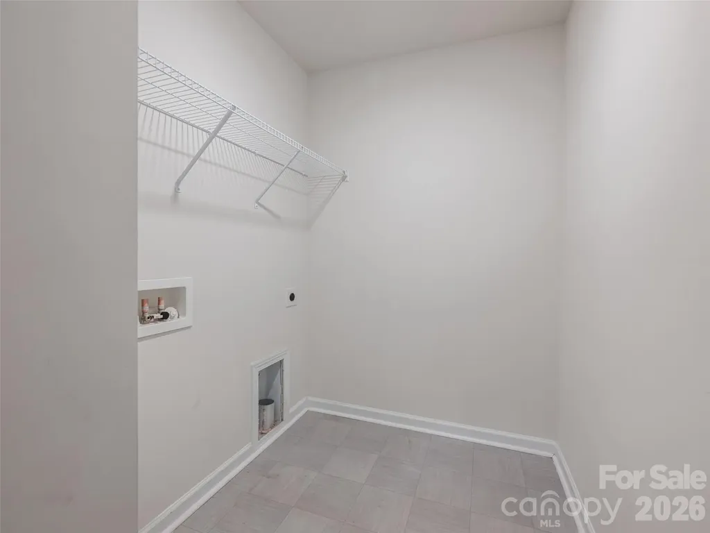 907 Newport Court Asheville NC 28806