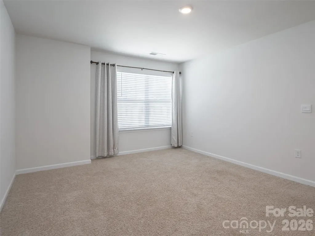 907 Newport Court Asheville NC 28806