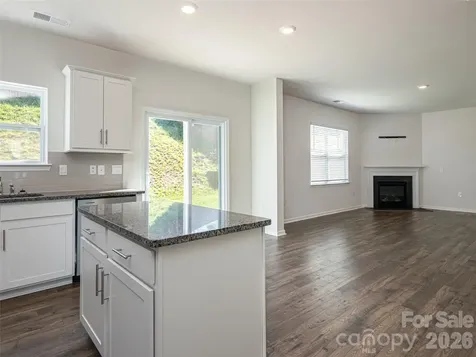 907 Newport Court Asheville NC 28806