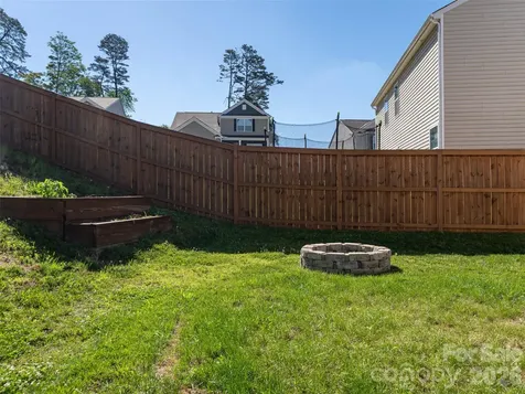 907 Newport Court Asheville NC 28806