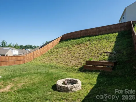 907 Newport Court Asheville NC 28806