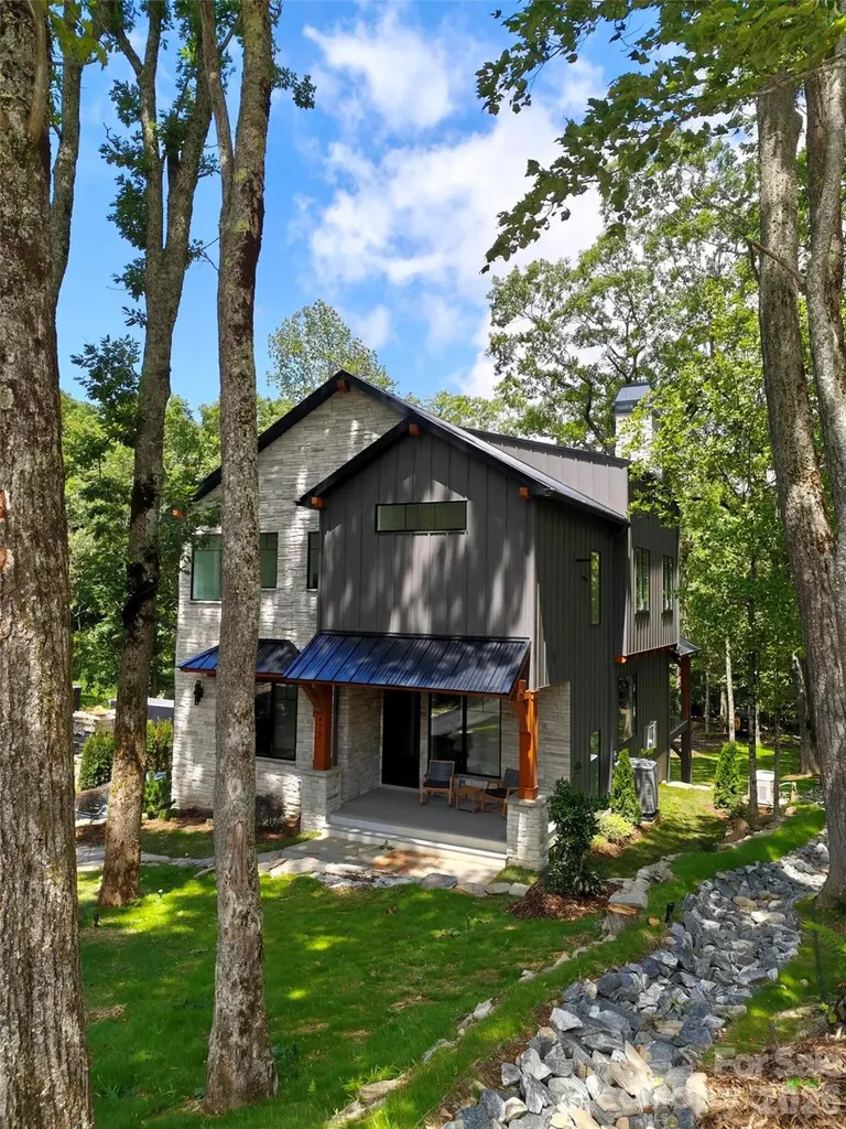 475 State View Road Boone NC 28607