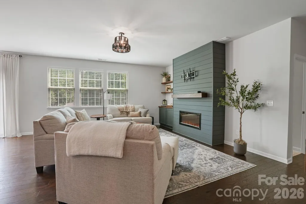 136 Haddonsfield Drive Mooresville NC 28115