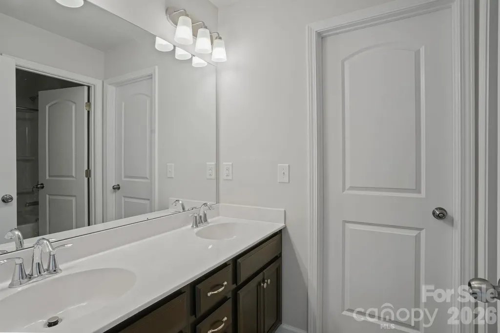 136 Haddonsfield Drive Mooresville NC 28115