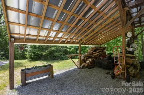 54 Thad Johnson Road Saluda NC 28773