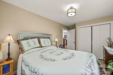 54 Thad Johnson Road Saluda NC 28773