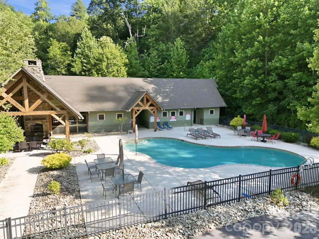 17 Sunny Morning Court Hendersonville NC 28792