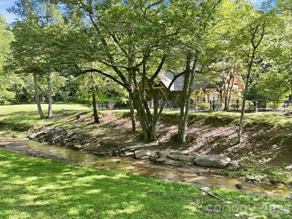 17 Sunny Morning Court Hendersonville NC 28792