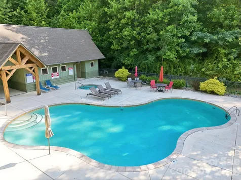 17 Sunny Morning Court Hendersonville NC 28792