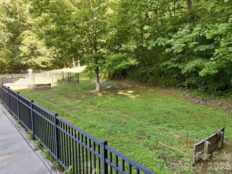 17 Sunny Morning Court Hendersonville NC 28792