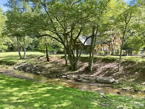 17 Sunny Morning Court Hendersonville NC 28792