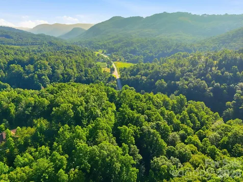 17 Sunny Morning Court Hendersonville NC 28792