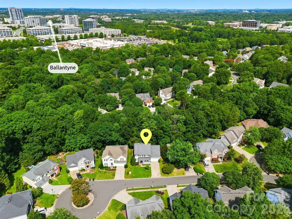 6832 Charter Hills Road Charlotte NC 28277