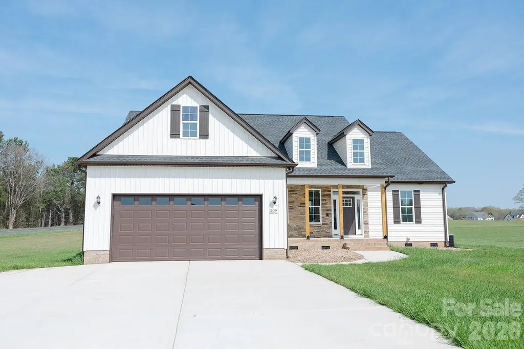 209 Beths Court York SC 29745