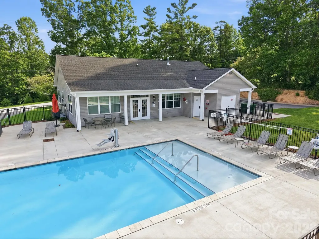 83 Sunny Meadows Boulevard Arden NC 28704