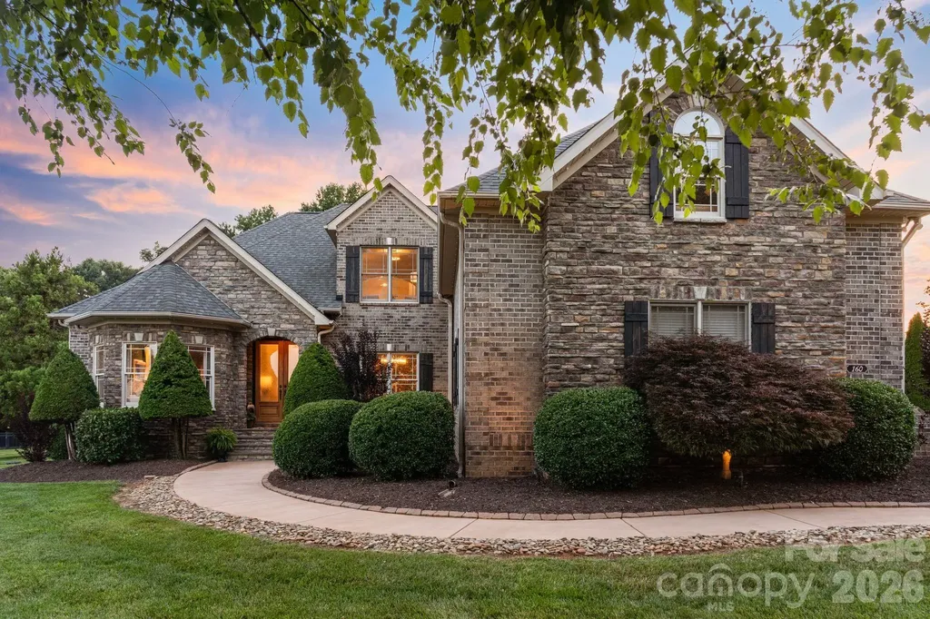 160 Riverchase Lane Mooresville NC 28115