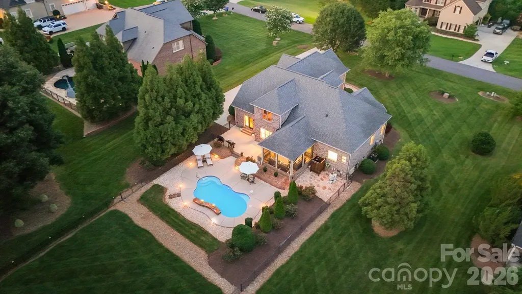 160 Riverchase Lane Mooresville NC 28115