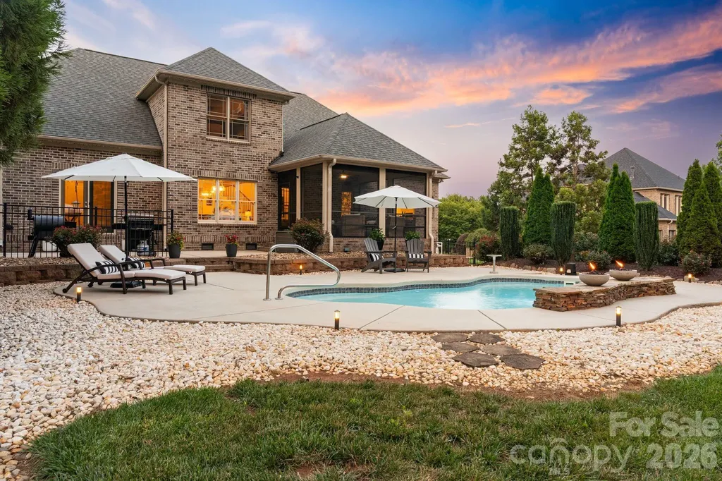 160 Riverchase Lane Mooresville NC 28115
