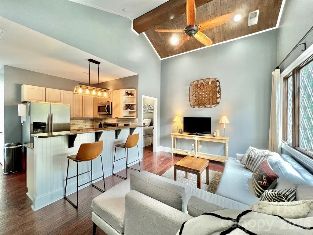 2637 Chesterfield Avenue Charlotte NC 28205