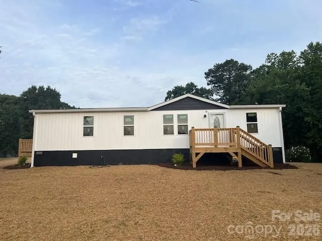 204 A L Fox Road Taylorsville NC 28681