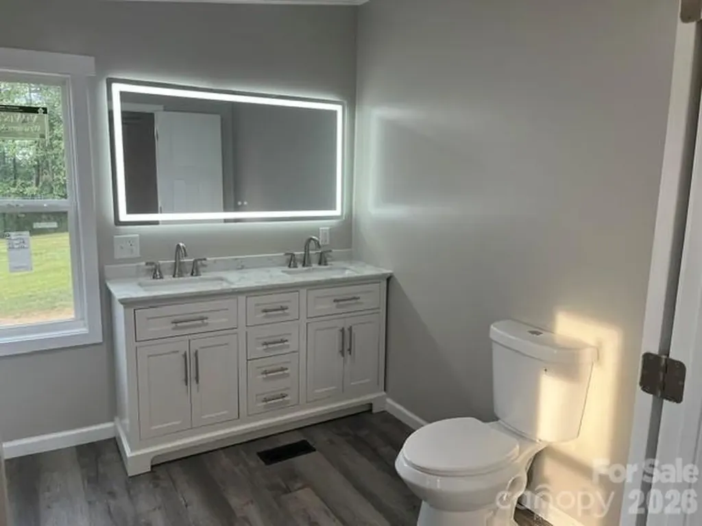 204 A L Fox Road Taylorsville NC 28681