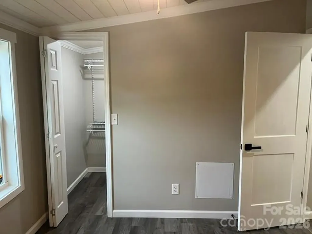 204 A L Fox Road Taylorsville NC 28681