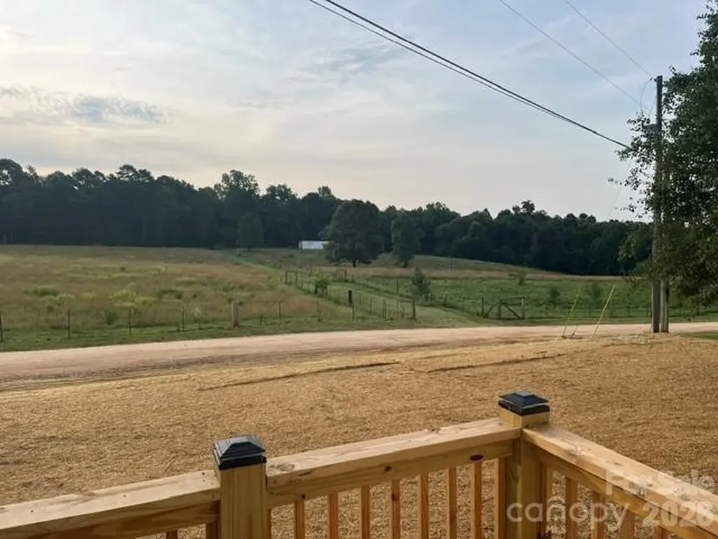 204 A L Fox Road Taylorsville NC 28681