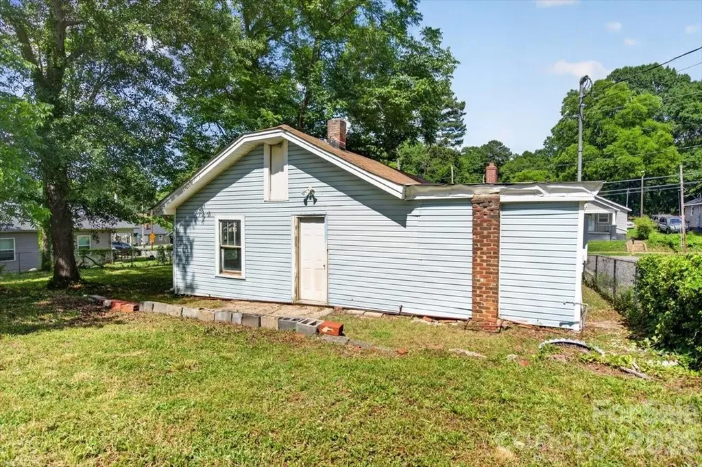 401 Pryor Street Gastonia NC 28052
