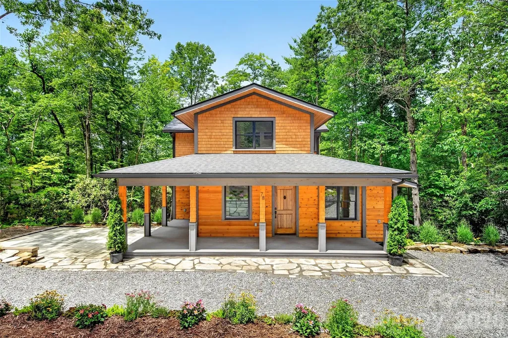 Black Mountain NC, 78 Tupper Road