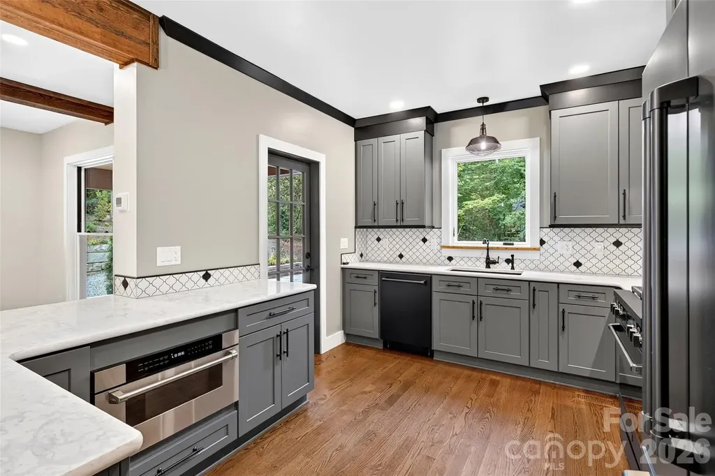 78 Tupper Road Black Mountain NC 28711
