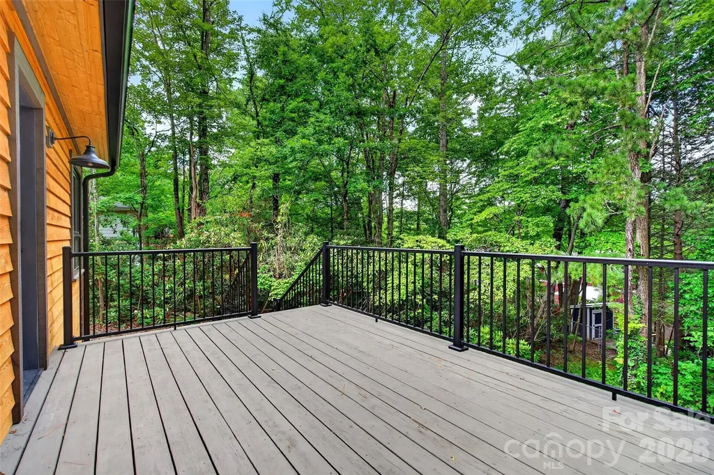 78 Tupper Road Black Mountain NC 28711
