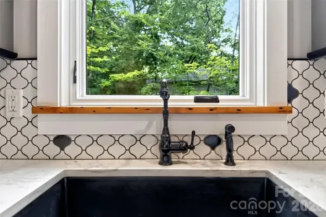 78 Tupper Road Black Mountain NC 28711