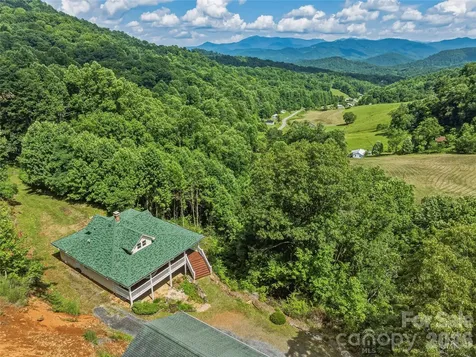 1856 Lickskillet Road Burnsville NC 28714