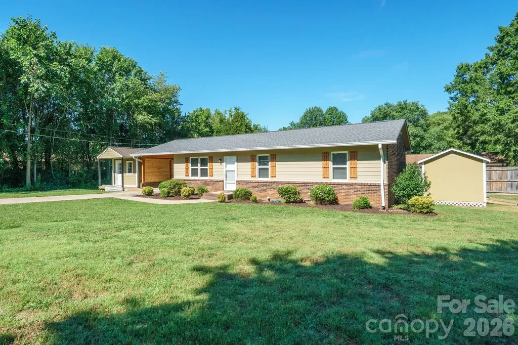 111 Lois Court Statesville NC 28625