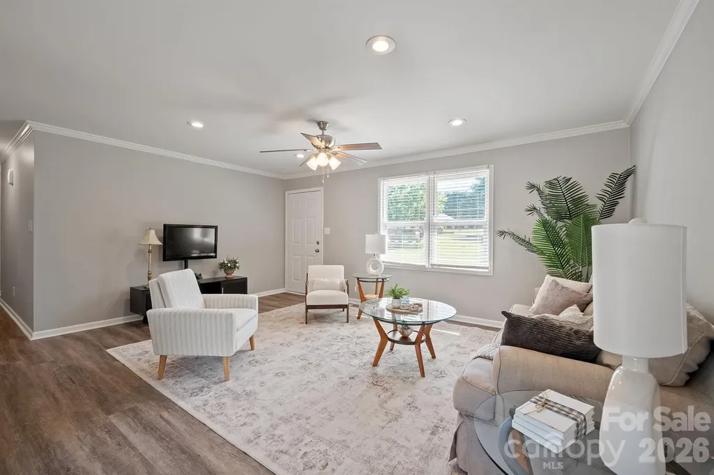 111 Lois Court Statesville NC 28625
