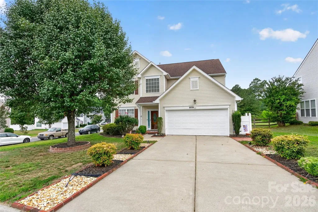 8939 Firestreak Drive Charlotte NC 28216