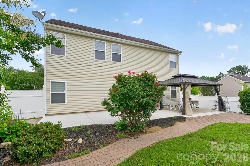 8939 Firestreak Drive Charlotte NC 28216
