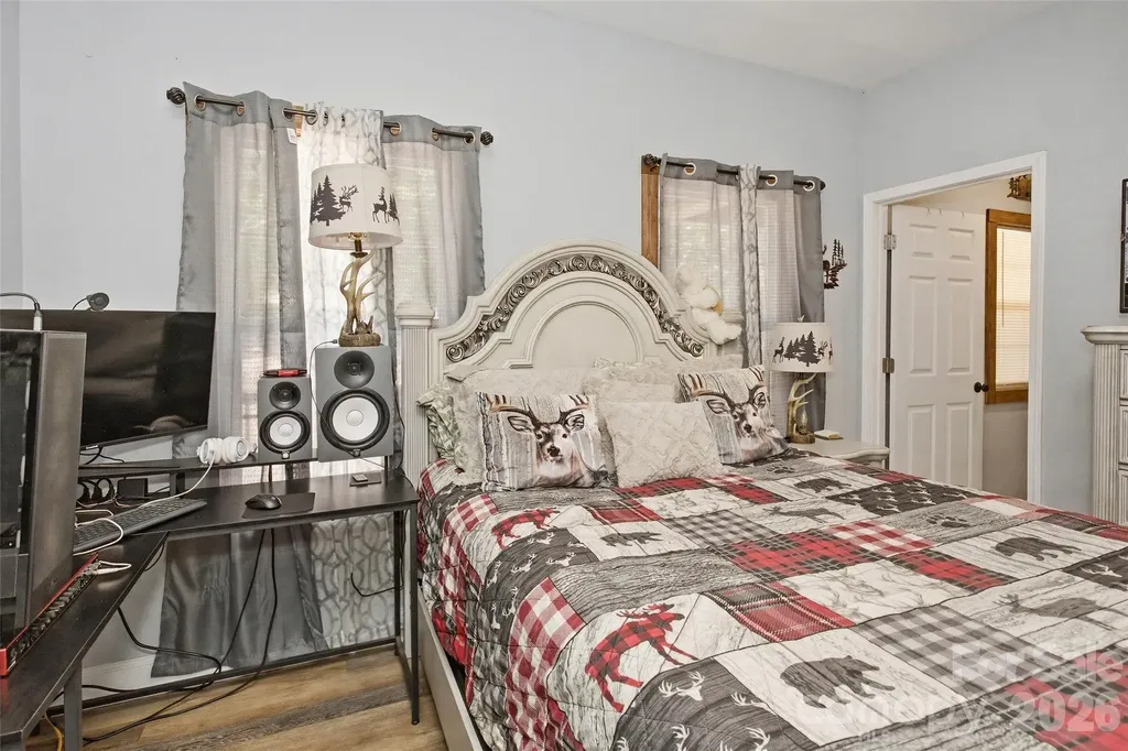 301 Mcginnis Drive Old Fort NC 28762