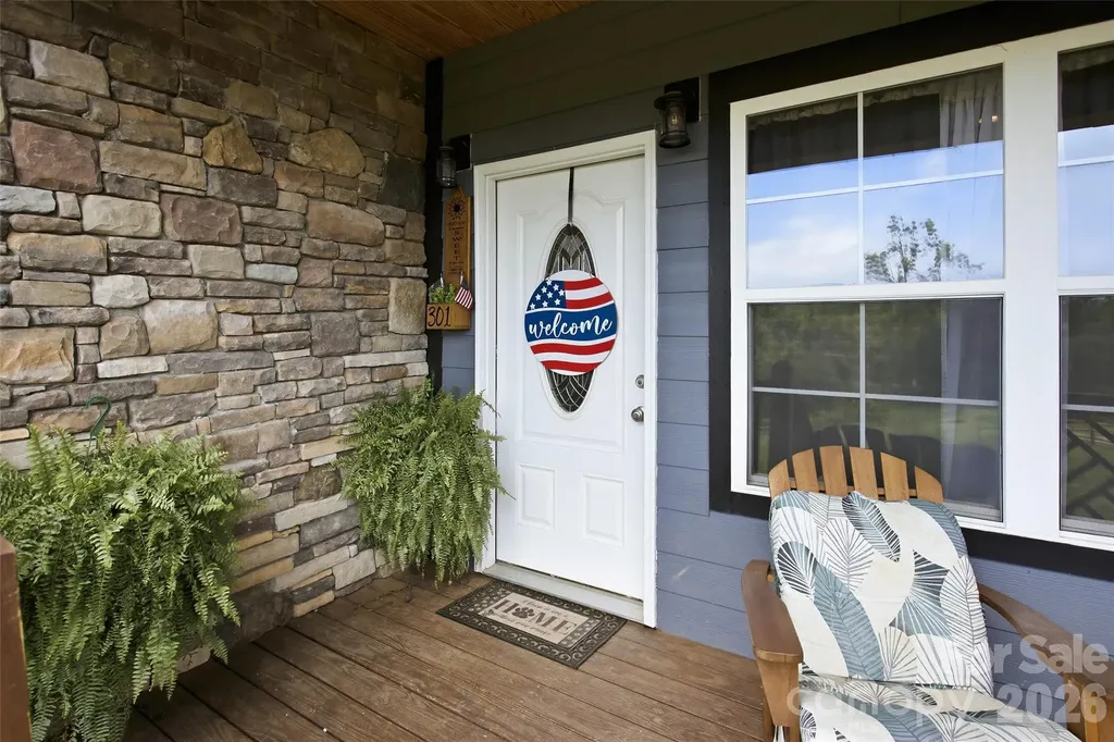 301 Mcginnis Drive Old Fort NC 28762